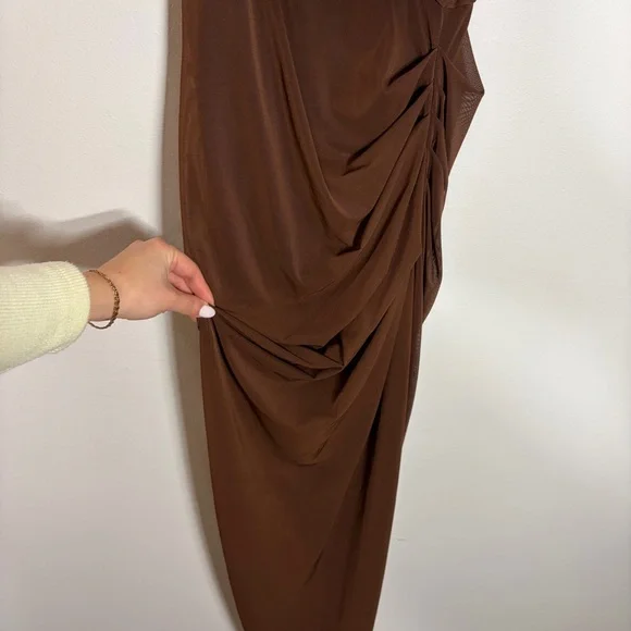 Elegant Chocolate Brown Strapless Corset Dress - Picture 6 of 10